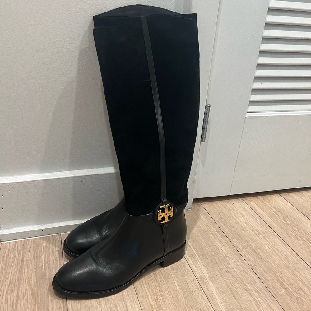 Tory Burch boots suede and leather with gold emblem